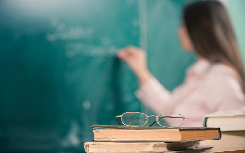 Piso salarial dos professores de educação básica passa para R$ 4.580, diz MEC