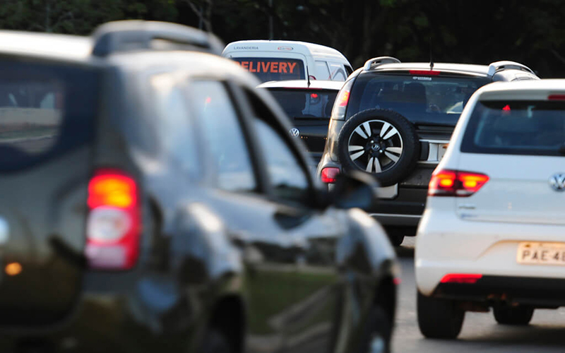 PEC que isenta IPVA para carros com mais de 20 anos vai ao plenário