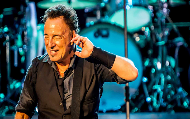 Escute “Addicted To Romance”, música que Bruce Springsteen fez para o filme “She Came To Me”