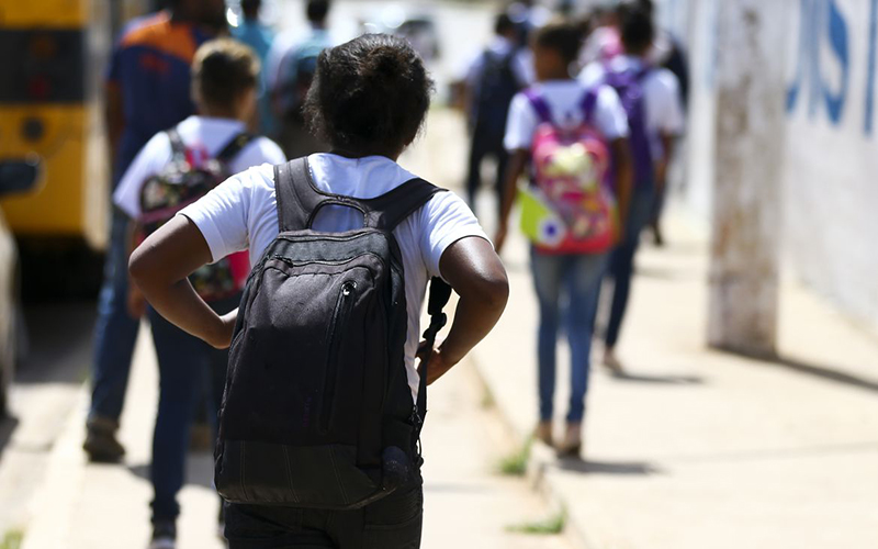 MEC divulga lista de orientação às escolas para lidar com tempo seco