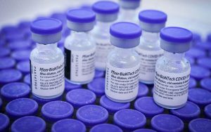 Anvisa amplia prazo de validade de vacinas da Pfizer contra a Covid