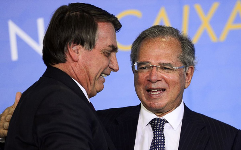 Bolsonaro diz que Guedes continua no governo em caso de reeleição