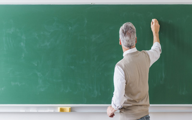 Após resultado do Pisa, MEC fala em mudança na formação de professores