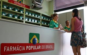 Farmácia Popular começa a distribuir absorventes gratuitos