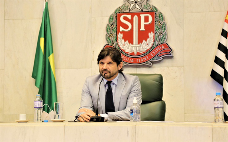 André do Prado assume a presidência da Assembleia