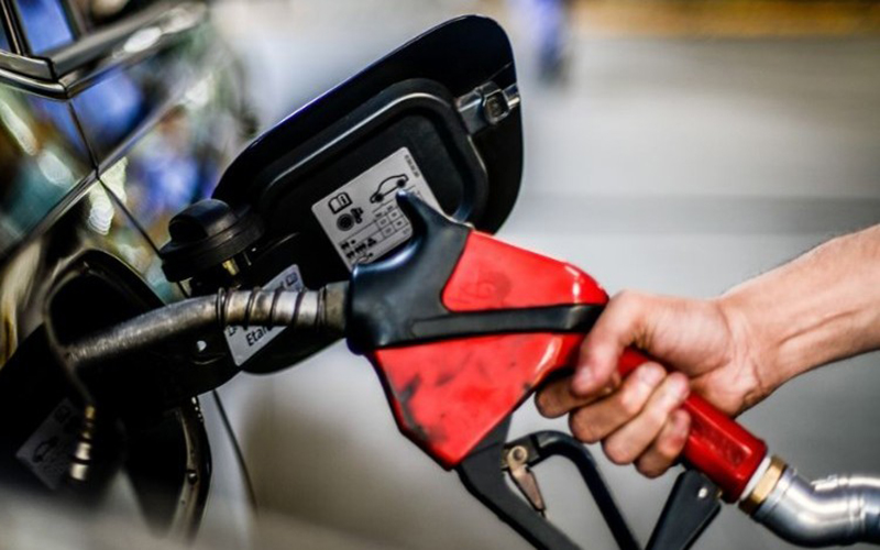 Golpe da gasolina barata: postos anunciam combustível com preço de app