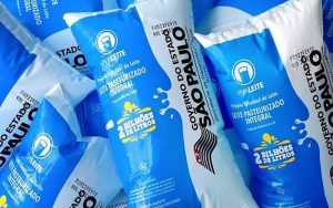Governo de SP distribuirá 55 milhões de litros de leite em 2023 para combater anemia