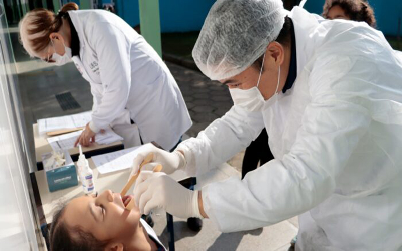 Alunos da rede municipal de Suzano recebem assistência odontológica nas escolas