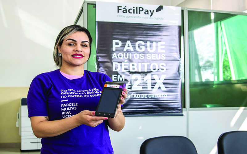 Itaquaquecetuba implanta opção de pagamento de tributos por cartão de crédito