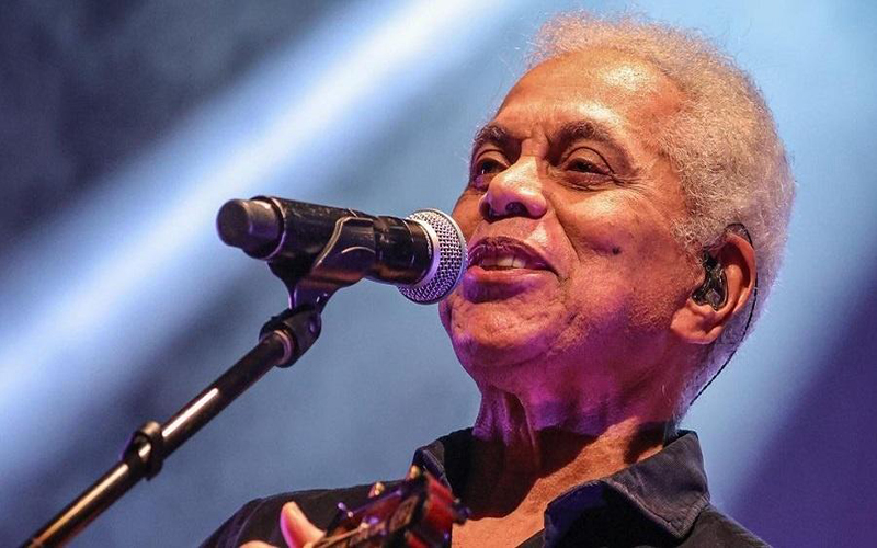 Paulinho da Viola: cantor entra em cirurgia após pequeno sangramento digestivo