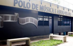 Suzano lança edital para gravação de músicas e audiolivro