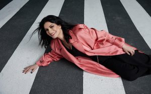 Laura Pausini lança o inédito single Durar / Durare