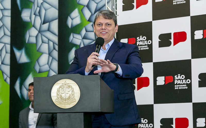 Dengue: Tarcísio diz que vacina do Butantan estará pronta em setembro