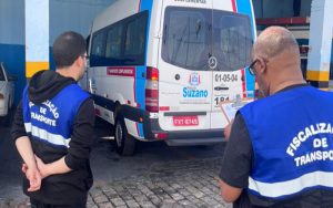 Secretaria de Transporte de Suzano vistoria as 142 vans do transporte complementar