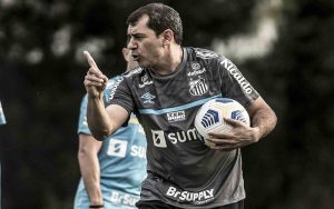 Santos anuncia retorno de Fábio Carille para 2024