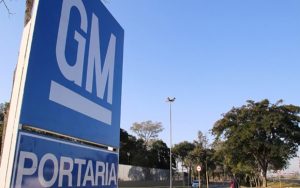 Metalúrgicos da GM aprovam abertura de Programa de Demissão Voluntária