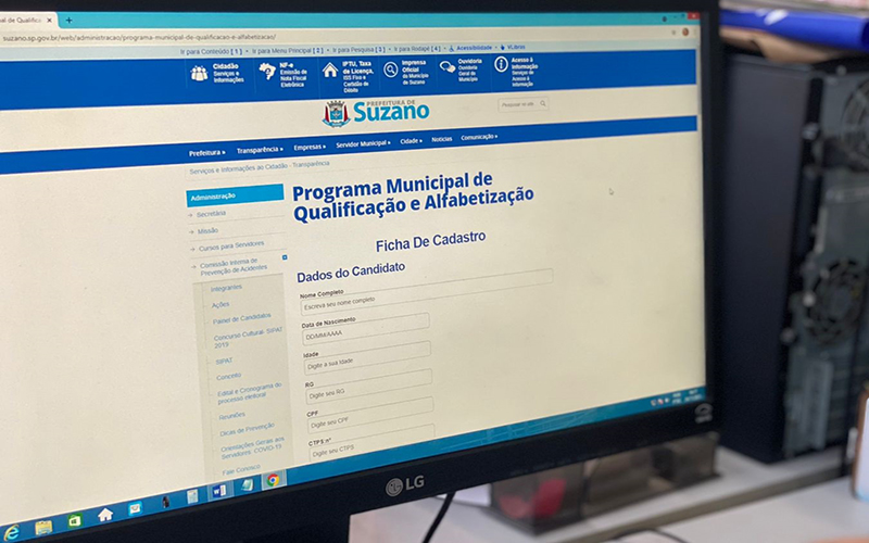 Suzano abre 400 vagas para bolsistas em programa de qualificação