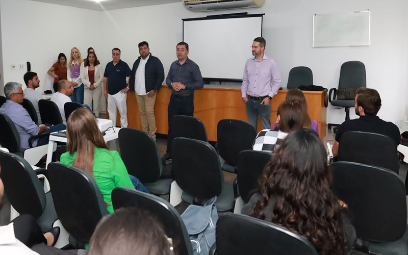 Suzano, Ferraz e Poá recebem quase 60 profissionais do programa ‘Mais Médicos’