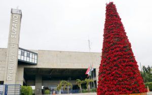 Iluminação de Natal de Suzano será acesa nesta quarta, com evento na Praça João Pessoa