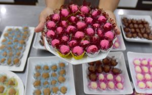 Suzano abre inscrições para cursos de fabricação e venda de bolos e doces