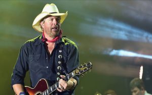 Morre o cantor country Toby Keith