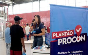 Procon promove ação especial na Estação Suzano