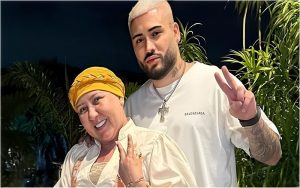 Kevinho retoma carreira após progresso no tratamento da mãe: “Praticamente curada”