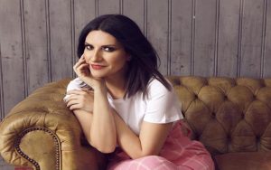 Laura Pausini alcança 5 bilhões de plays nas plataformas