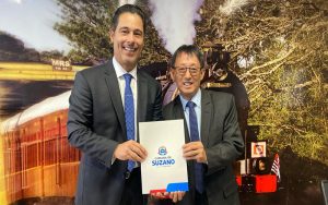 Artur Takayama conquista emendas com deputado Márcio Alvino em Brasília