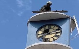 Relógio e Monumento dos Expedicionários de Poá passam por revitalização