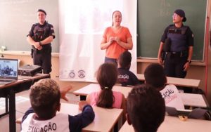 Suzano inicia projeto-piloto contra bullying em escola